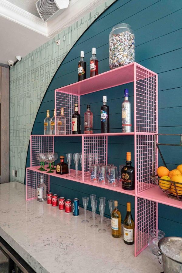 Beds N' Drinks Vandrerhjem Miami Beach Eksteriør bilde