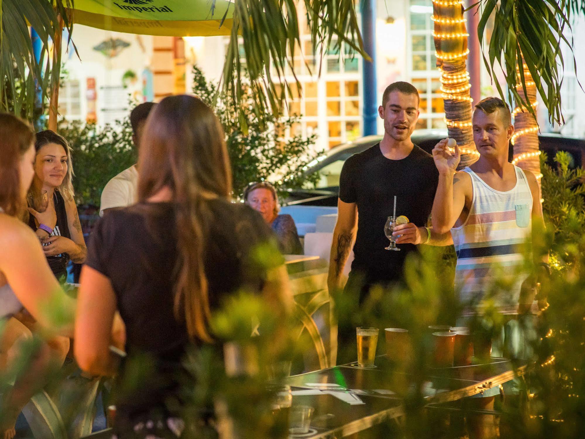 Beds N' Drinks Vandrerhjem Miami Beach Eksteriør bilde